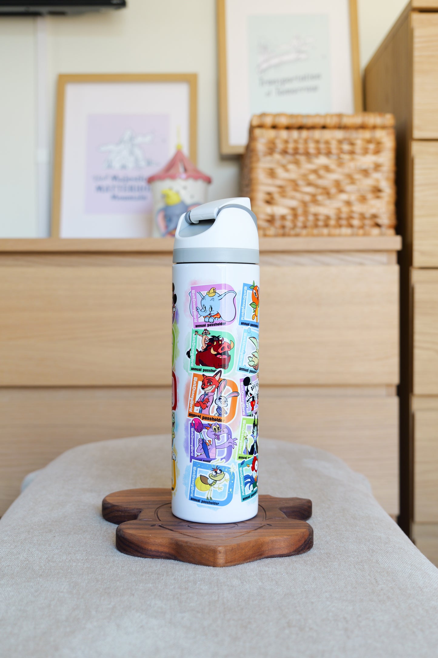32oz Passholder - STITCH HAS BEEN REPLACED BY NEW MAY MAGNET
