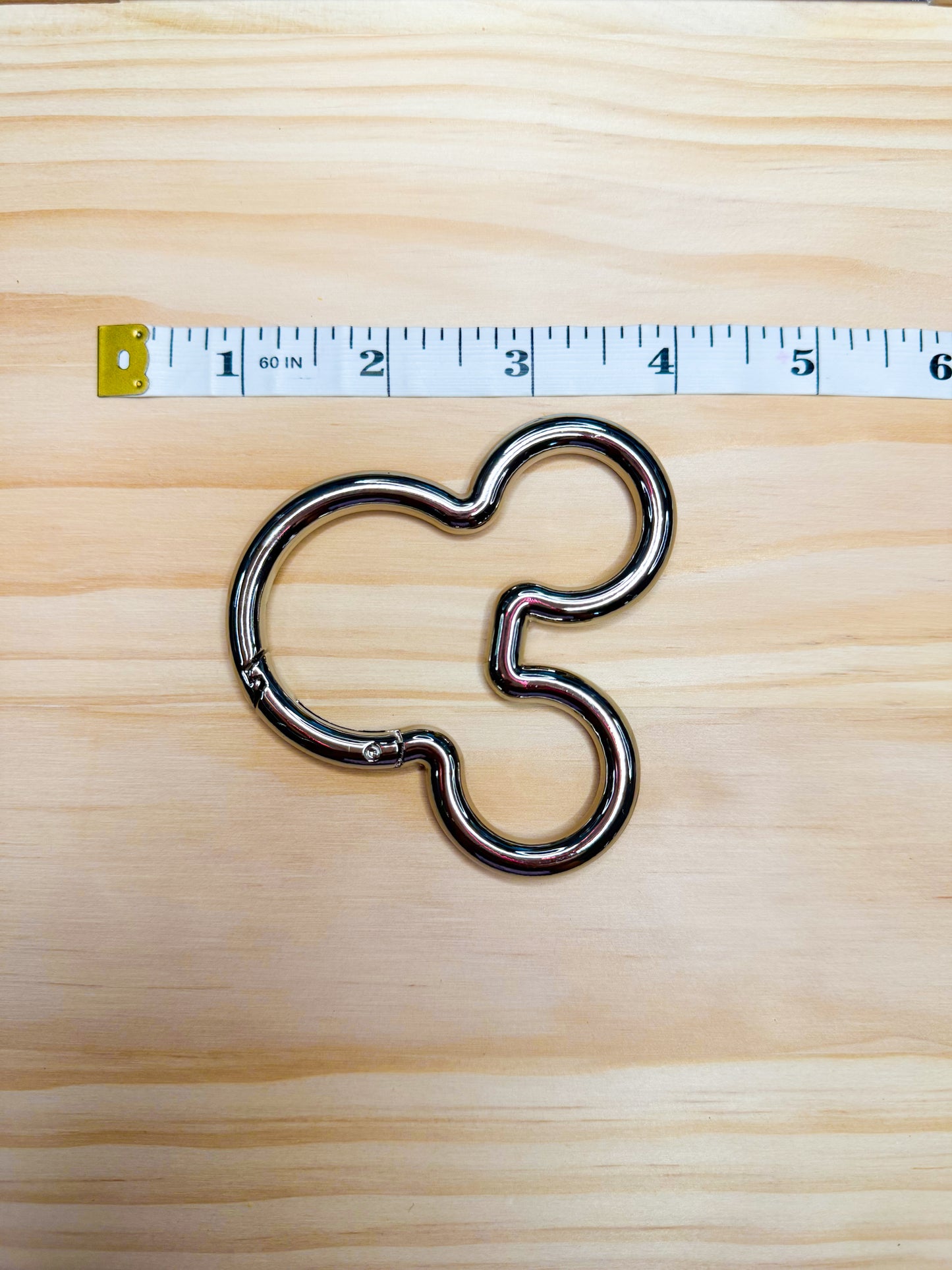 Mouse carabiner