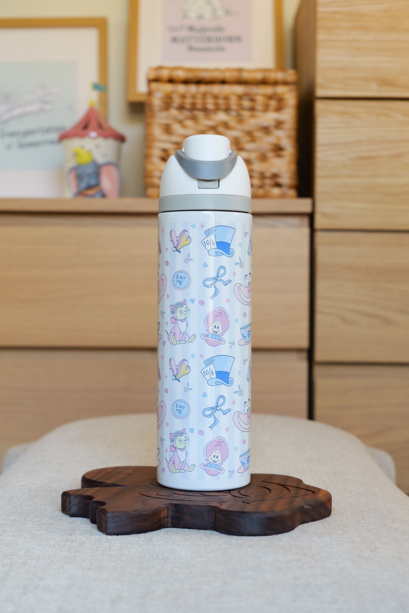32oz In Wonderland