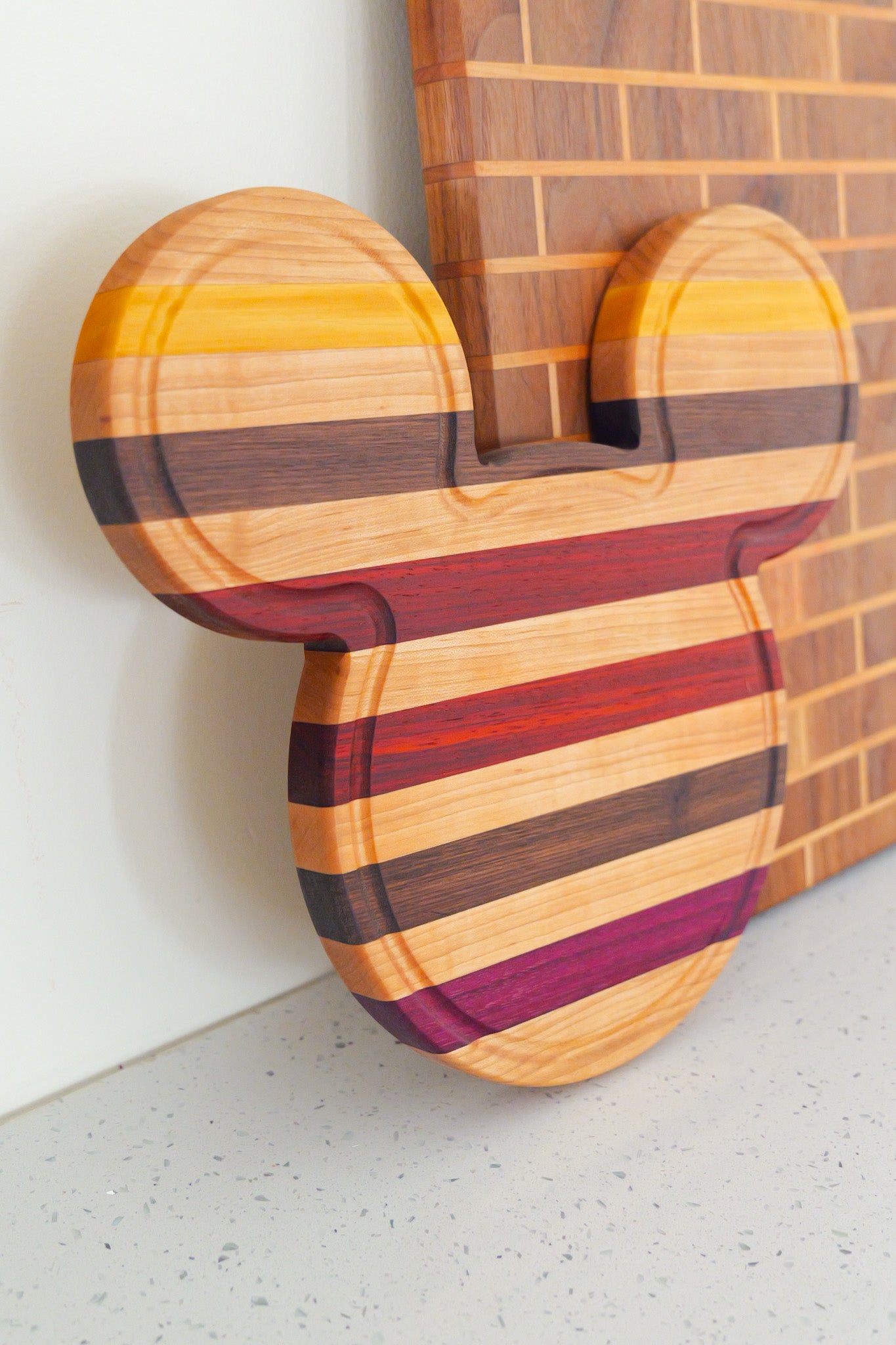 Exotic Mouse Shape Cutting Boards Pattern A