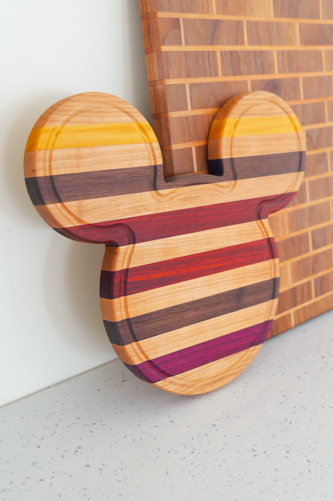 Exotic Mouse Shape Cutting Boards Pattern A